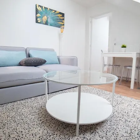 La Maison De La Douce Heure, 4 Appartements Climatises Avec Jardin Au Centre Ville Proche Des Thermes Lons-le-Saunier Exterior foto