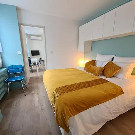 La Maison De La Douce Heure, 4 Appartements Climatises Avec Jardin Au Centre Ville Proche Des Thermes Lons-le-Saunier Exterior foto