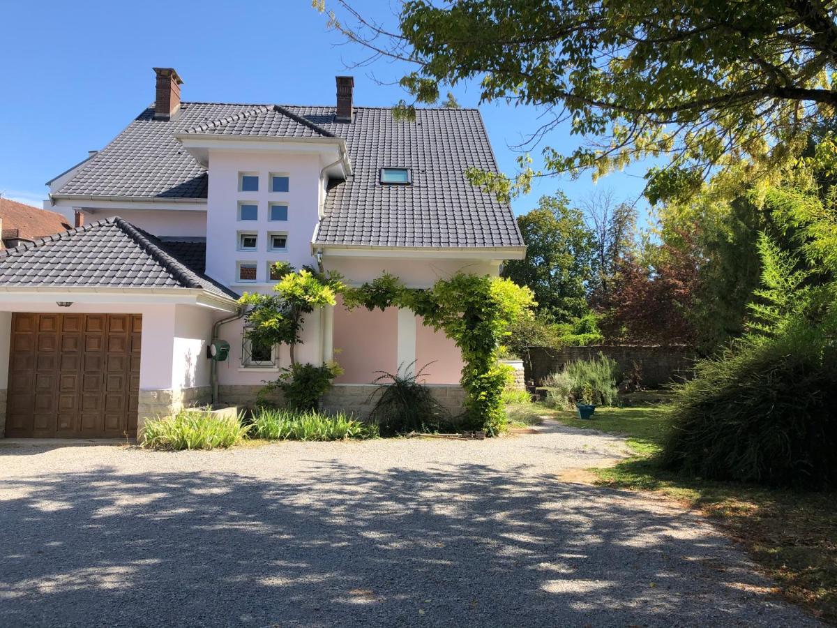 La Maison De La Douce Heure, 4 Climatises Avec Jardin Au Centre Proche Des Thermes *