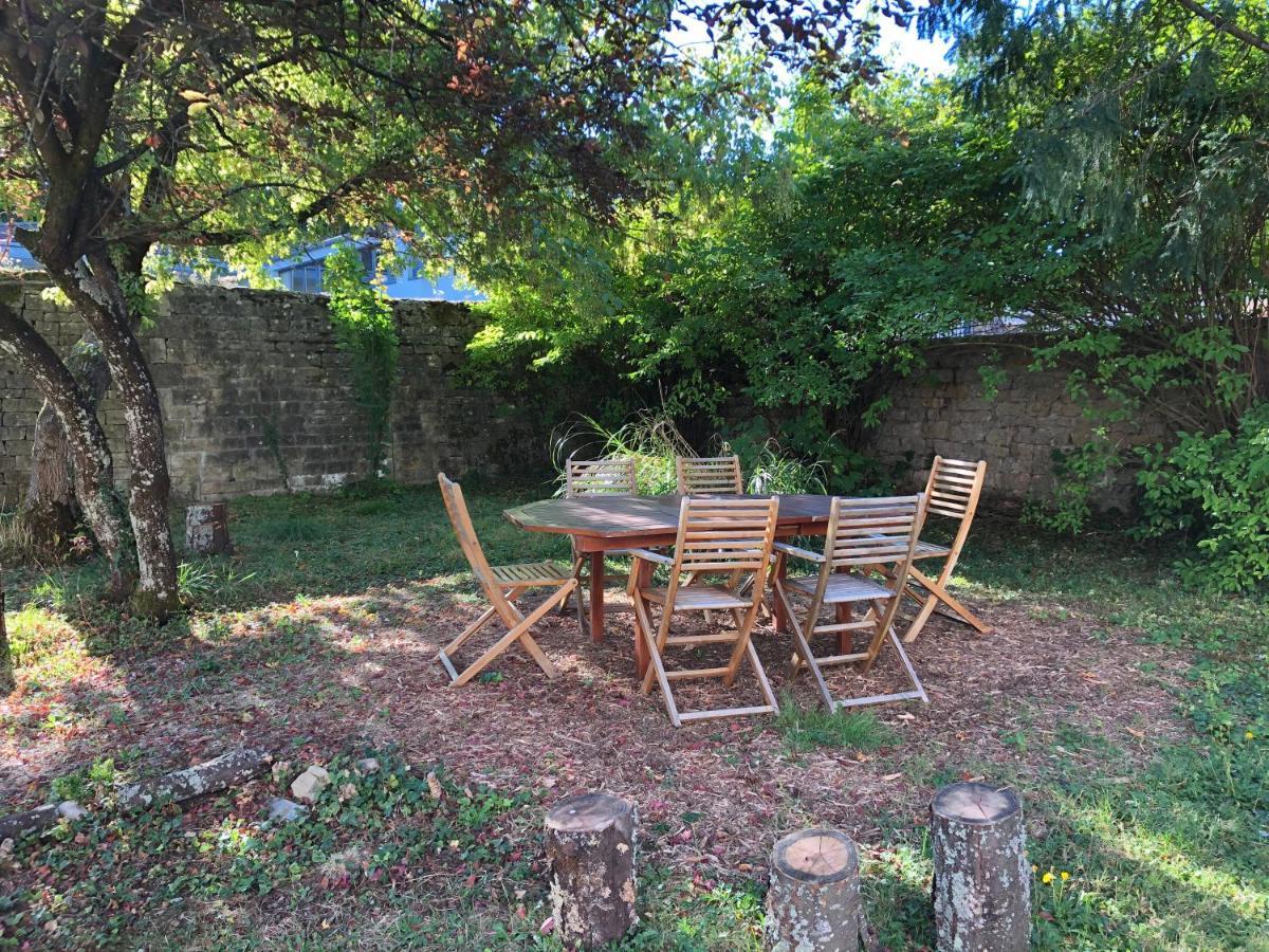La Maison De La Douce Heure, 4 Climatises Avec Jardin Au Centre Proche Des Thermes Apartment *