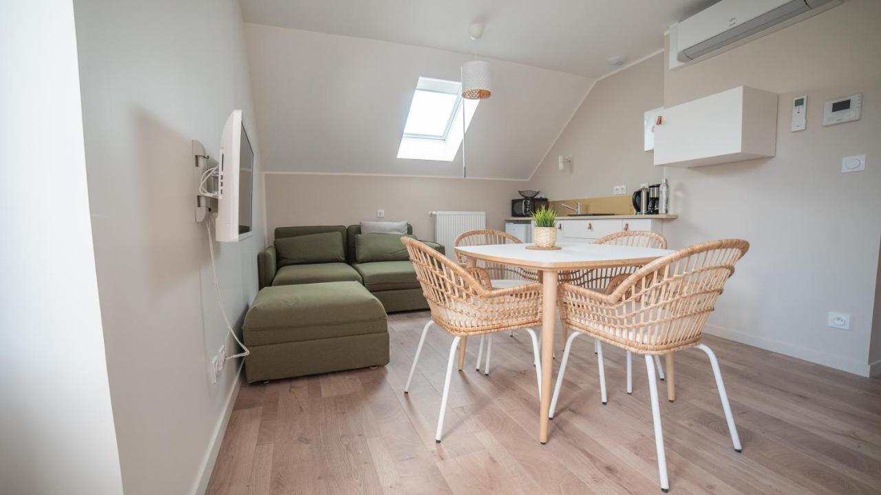 La Maison De La Douce Heure, 4 Climatises Avec Jardin Au Centre Proche Des Thermes Apartment