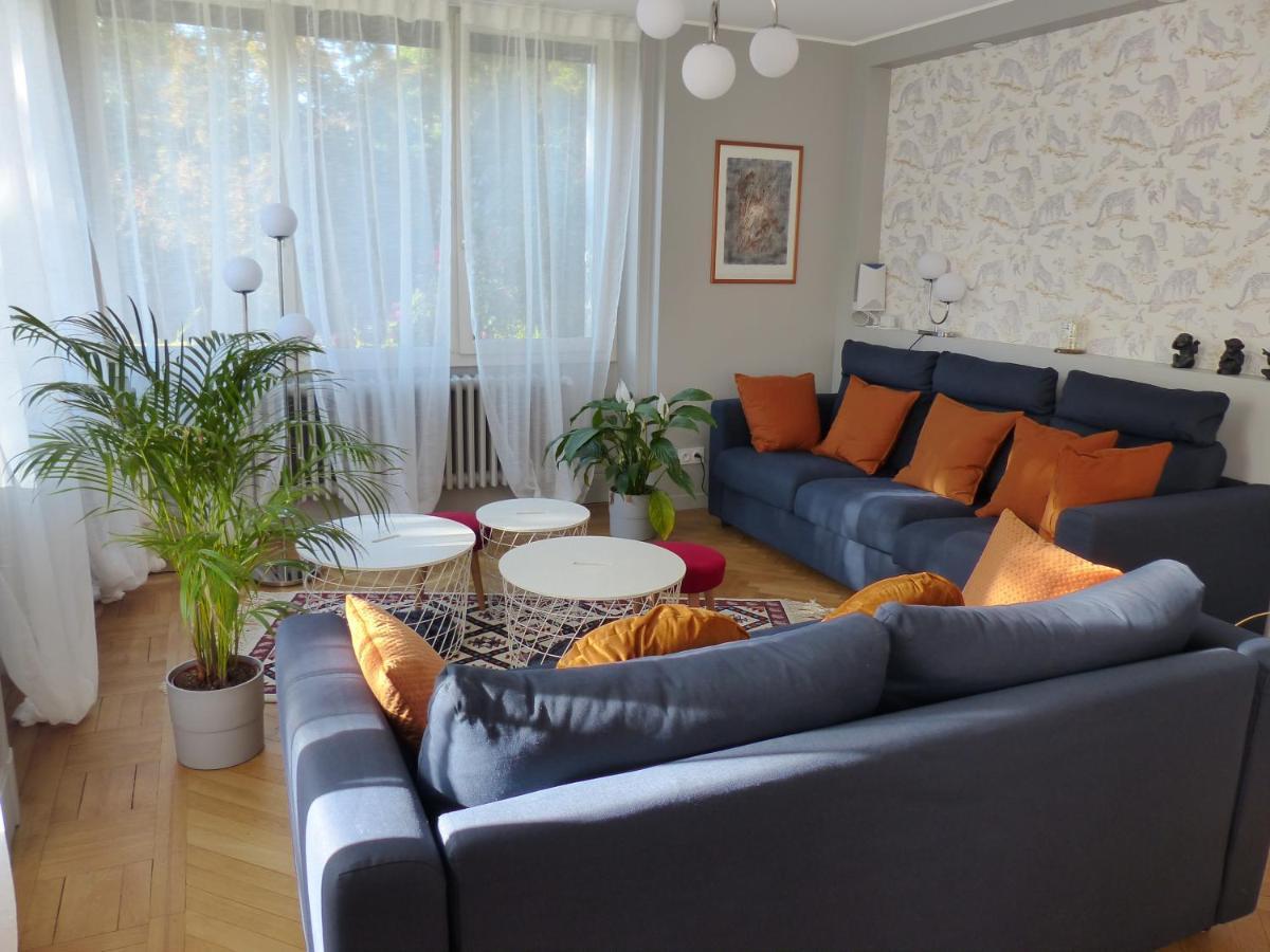 La Maison De La Douce Heure, 4 Climatises Avec Jardin Au Centre Proche Des Thermes